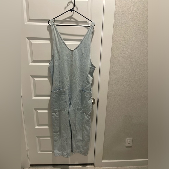 We the free free people High Roller Overall Denim Jumpsuit Size Large - Picture 4 of 10